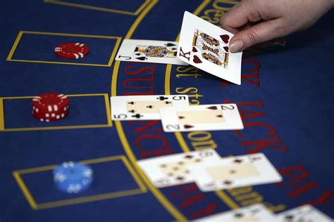 how to count cards in blackjack|Mastering the Art of Counting Cards in Blackjack: A Beginners .